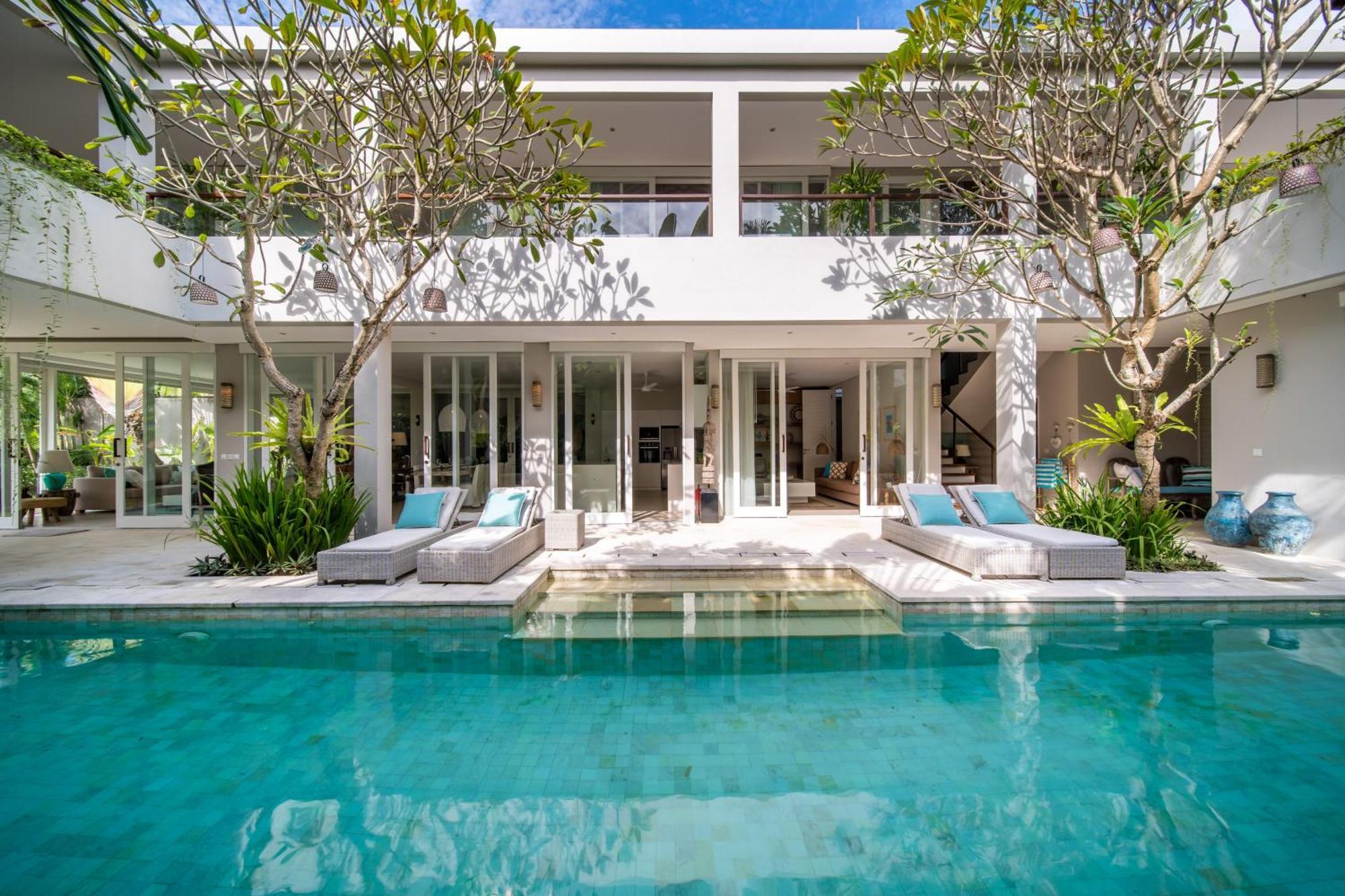 Villa Sunsara 4 - Enchanting 4Br Villa In A Great Location Canggu Kültér fotó